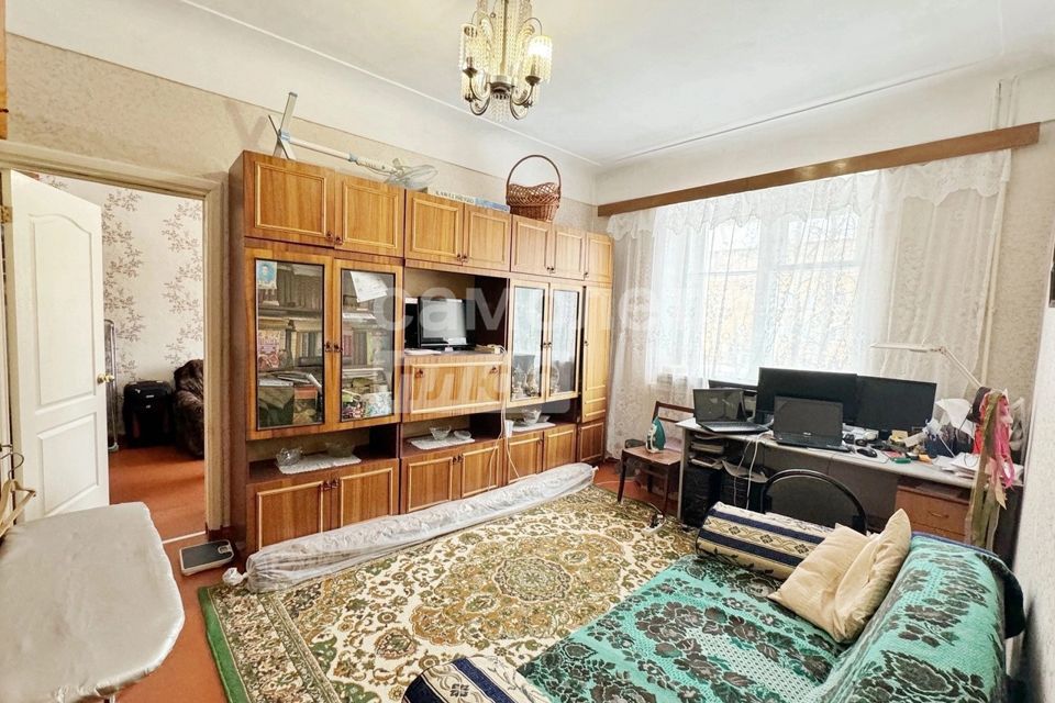 Продаётся 4-комнатная квартира, 90.8 м²