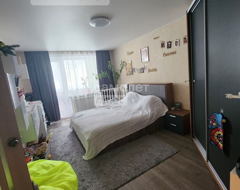 Продаётся 1-комнатная квартира, 38.3 м²