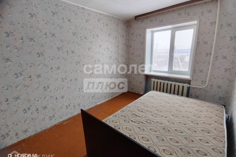 Продаётся 2 комнаты в 2-комн. квартире, 24.2 м²