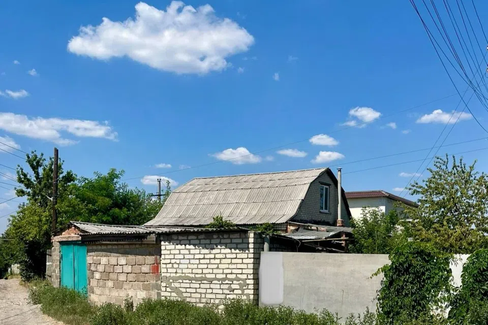 Продаётся 2-этажный дом, 140 м²