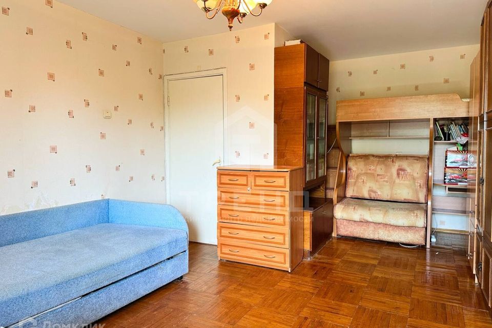 Продаётся 1-комнатная квартира, 37.7 м²