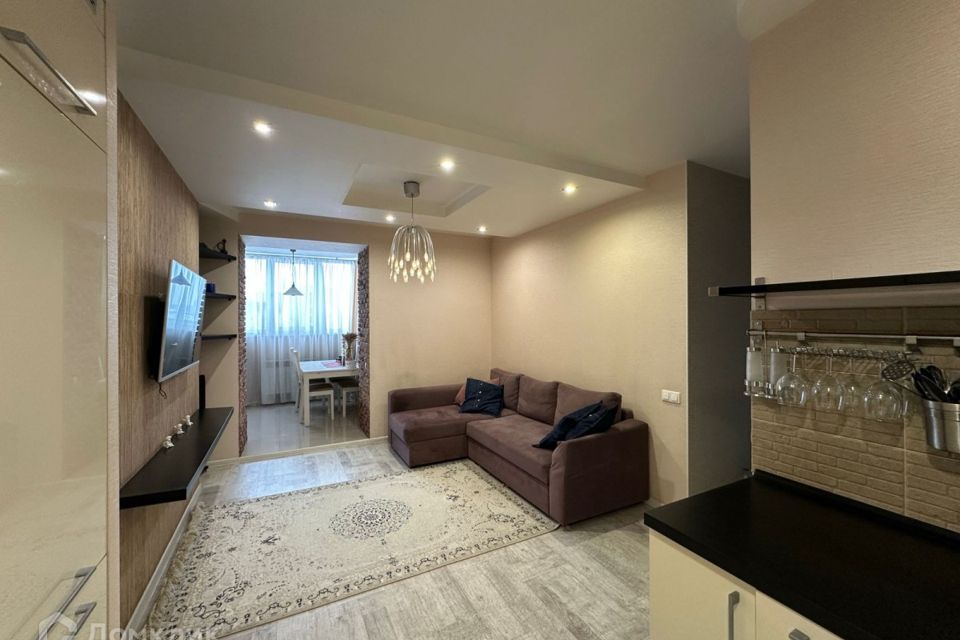 Продаётся 2-комнатная квартира, 72.1 м²