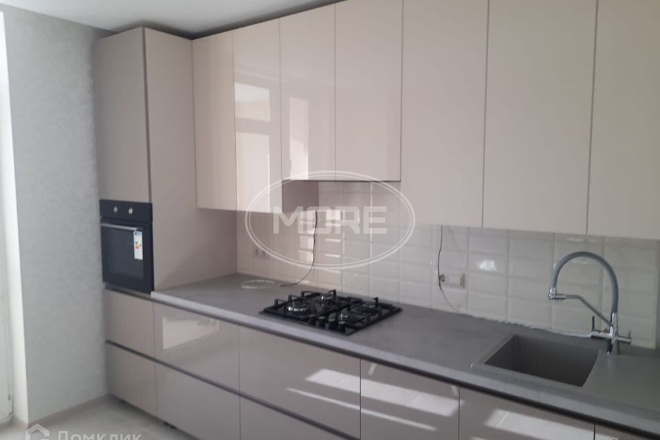 Продаётся 1-комнатная квартира, 47.7 м²