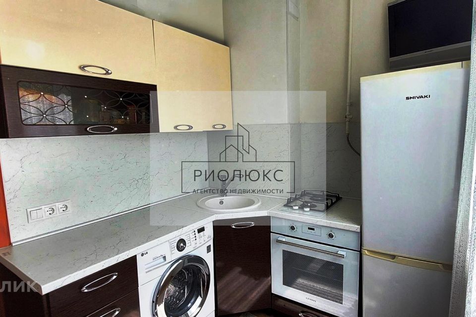 Продаётся 2-комнатная квартира, 56.3 м²