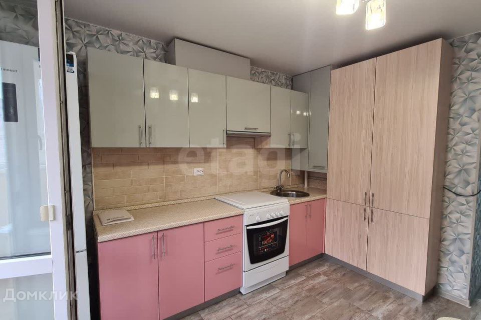 Продаётся 1-комнатная квартира, 44 м²