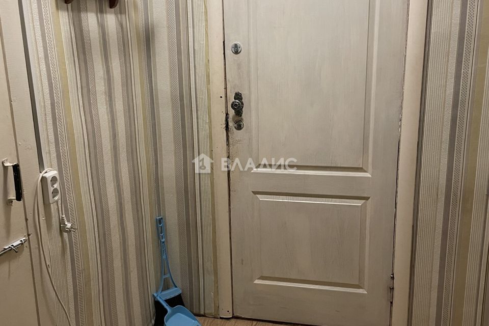 Продаётся комната в 2-комн. квартире, 8 м²