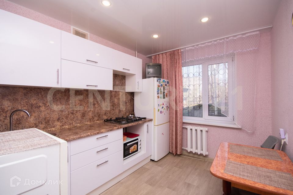 Продаётся 3-комнатная квартира, 64.1 м²