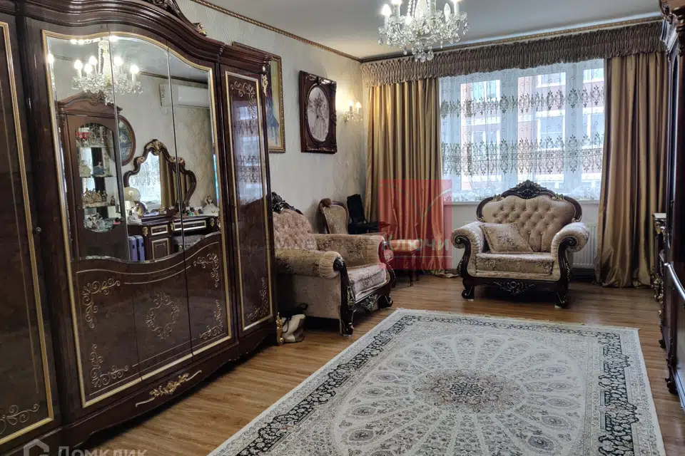 Продаётся 2-комнатная квартира, 74 м²