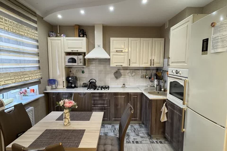 Продаётся 3-комнатная квартира, 70.1 м²