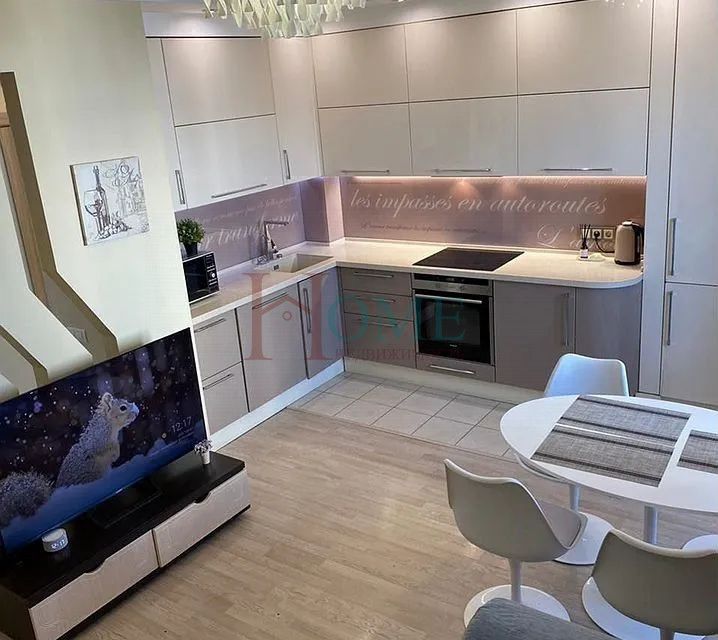 Сдаётся 2-комнатная квартира, 59 м²