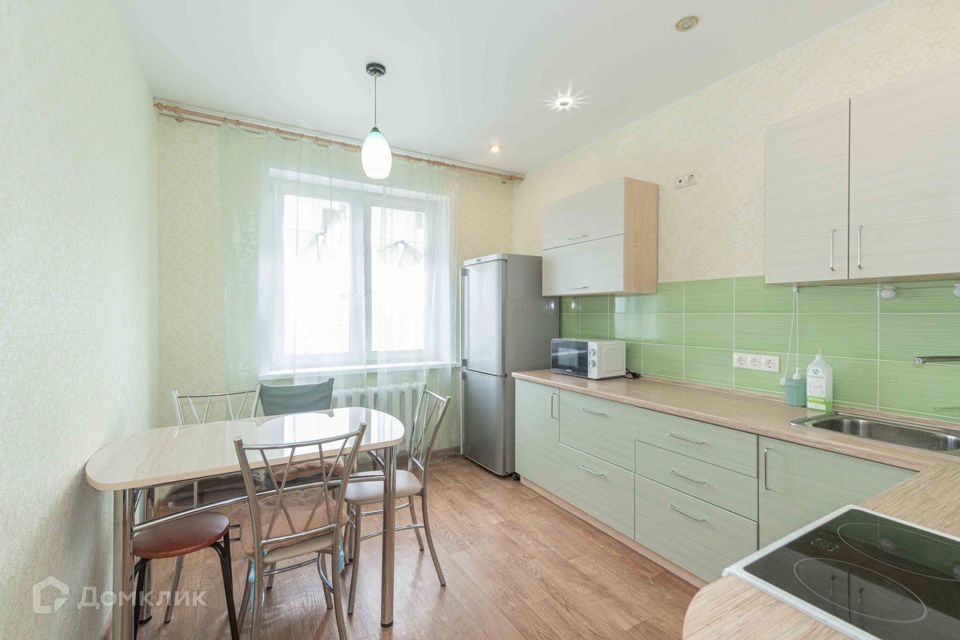 Продаётся 2-комнатная квартира, 61 м²