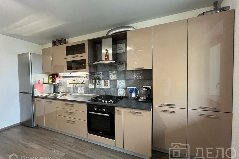 Сдаётся 1-комнатная квартира, 42 м²