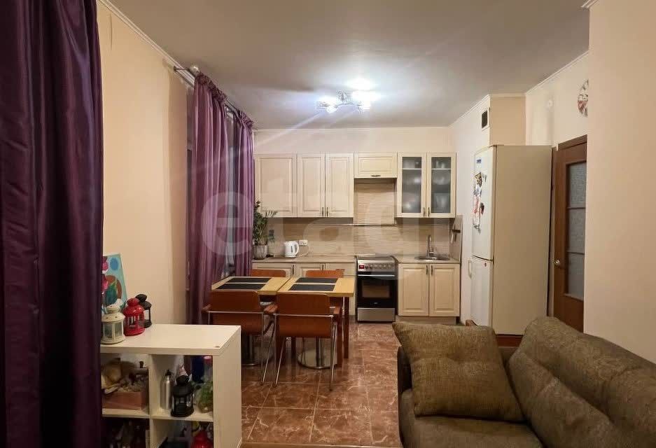 Продаётся 1-комнатная квартира, 41 м²