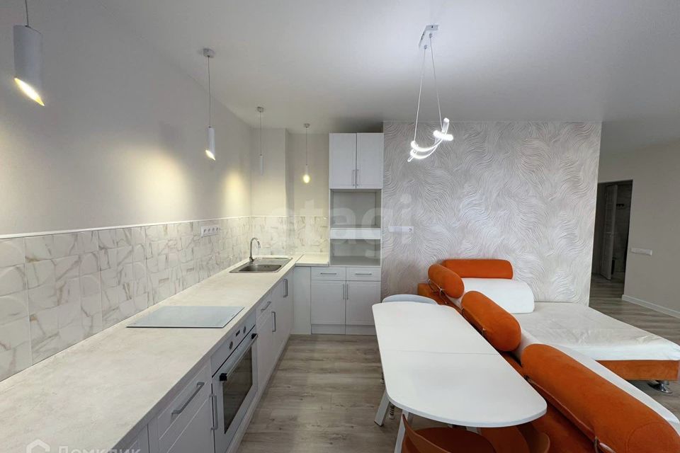 Продаётся 3-комнатная квартира, 65.5 м²