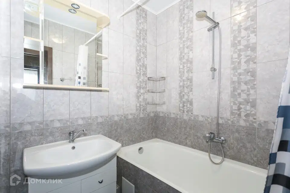 Продаётся 2-комнатная квартира, 63.5 м²
