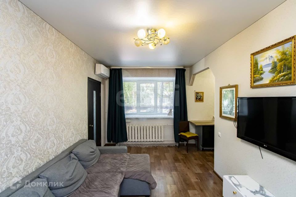 Продаётся 3-комнатная квартира, 55.2 м²