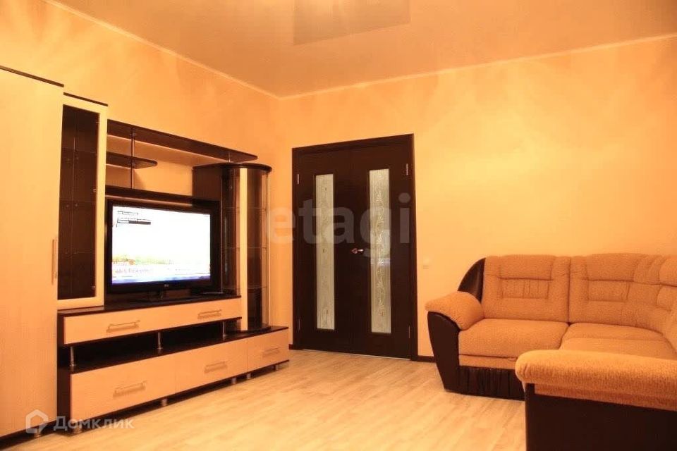 Продаётся 2-комнатная квартира, 67.6 м²