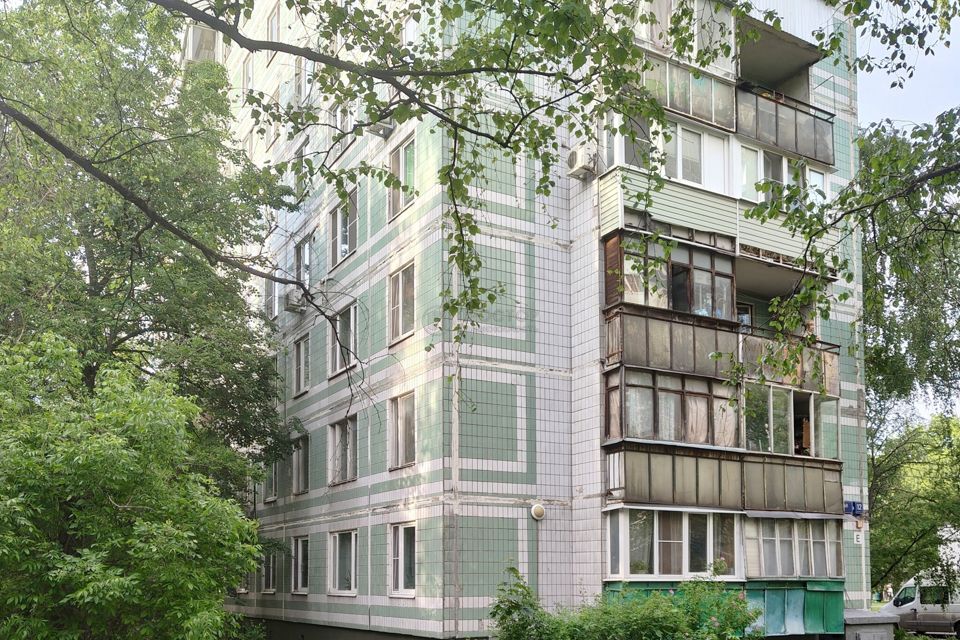 Продаётся 3-комнатная квартира, 49.8 м²
