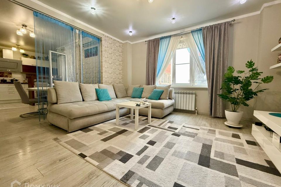 Продаётся 2-комнатная квартира, 75 м²