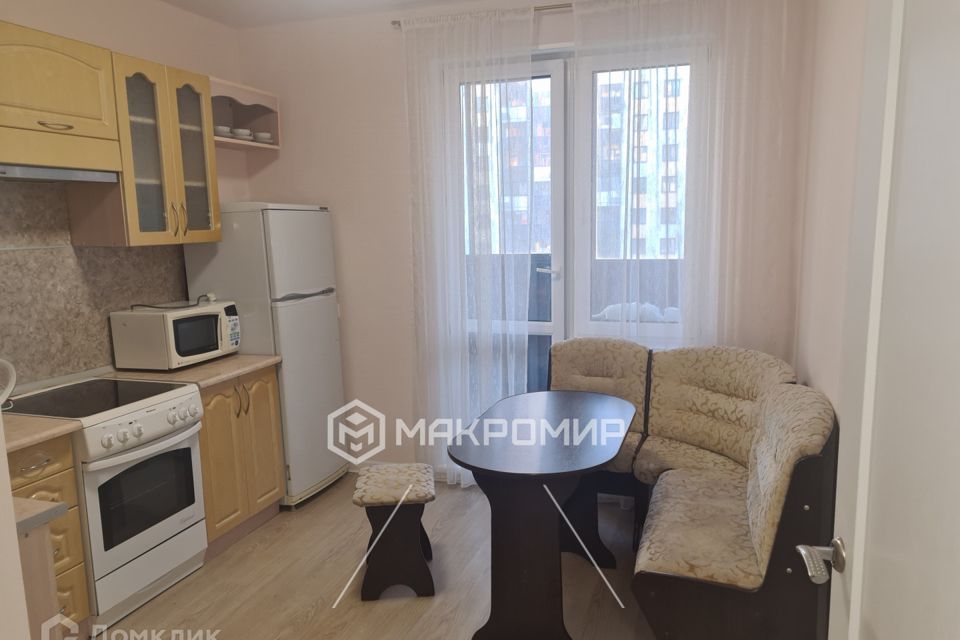 Сдаётся 1-комнатная квартира, 38 м²