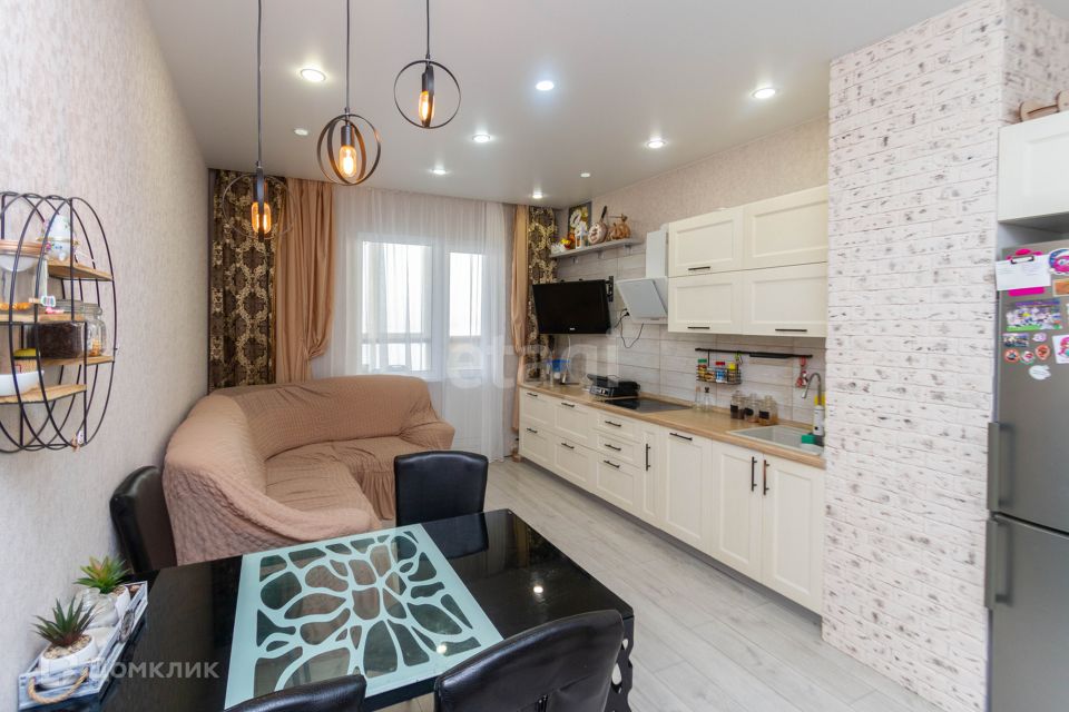 Продаётся 2-комнатная квартира, 62.9 м²