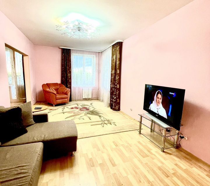Сдаётся 3-комнатная квартира, 106 м²