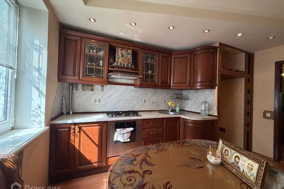 Продаётся 3-комнатная квартира, 70 м²