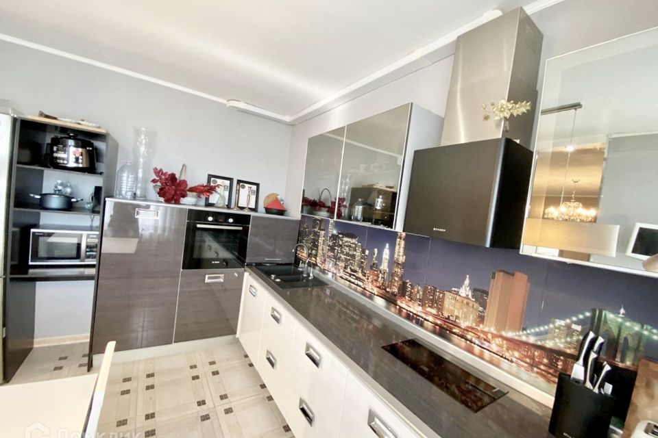 Продаётся 2-комнатная квартира, 62 м²