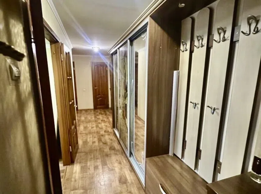 Продаётся 3-комнатная квартира, 67 м²