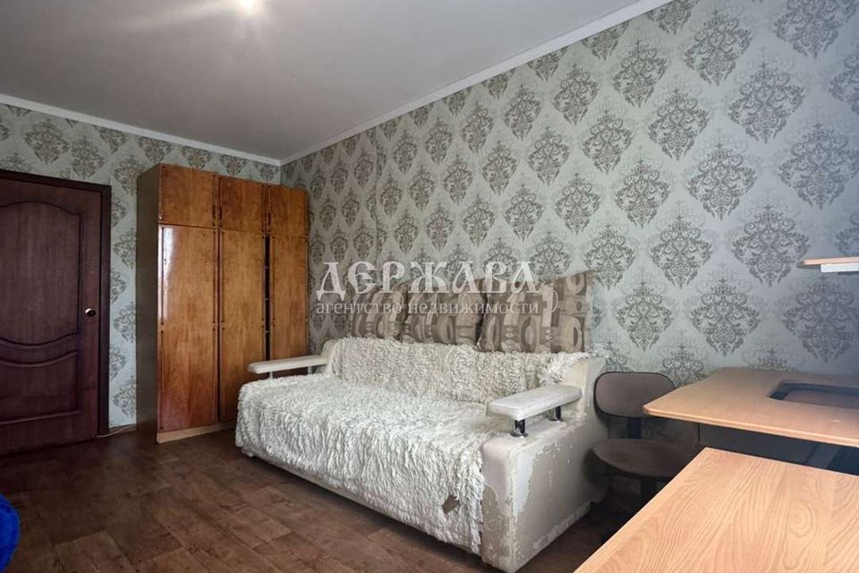 Сдаётся 1-комнатная квартира, 38 м²
