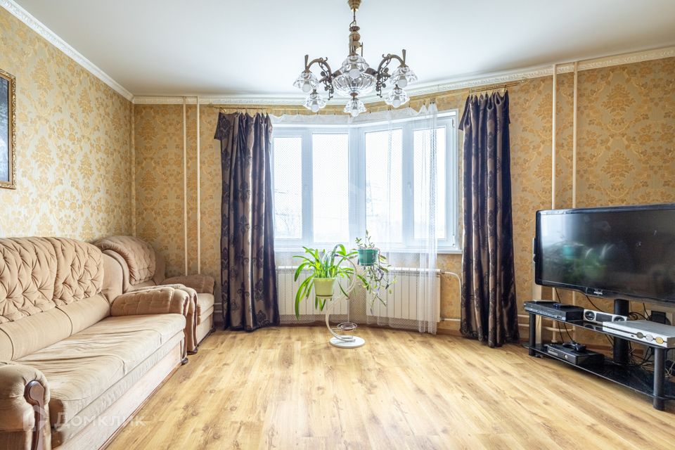 Продаётся 3-комнатная квартира, 98.8 м²