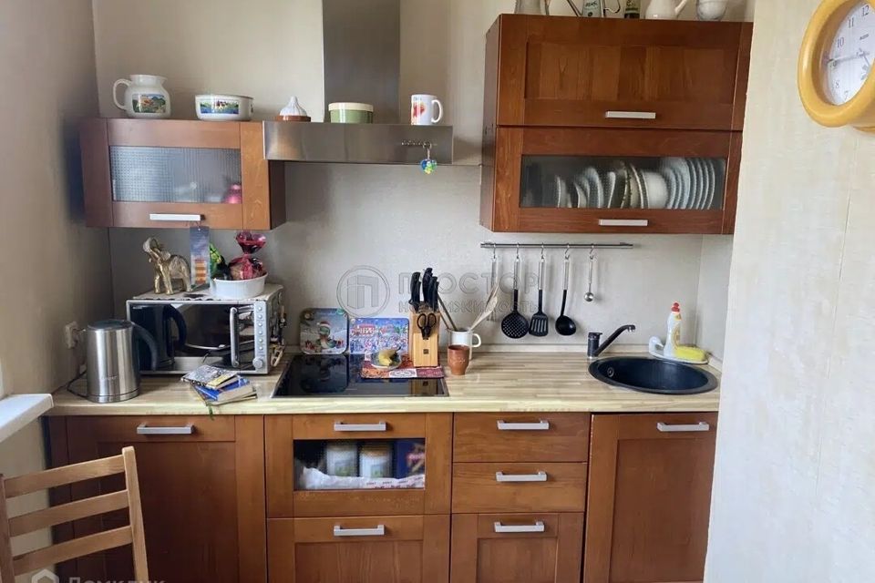 Продаётся 1-комнатная квартира, 37.7 м²
