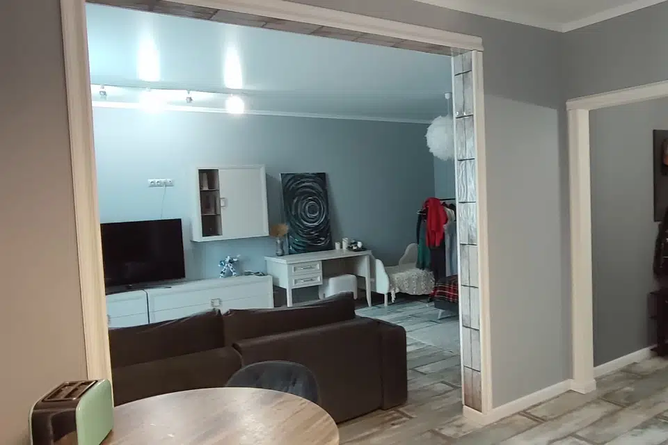 Продаётся 1-комнатная квартира, 50 м²