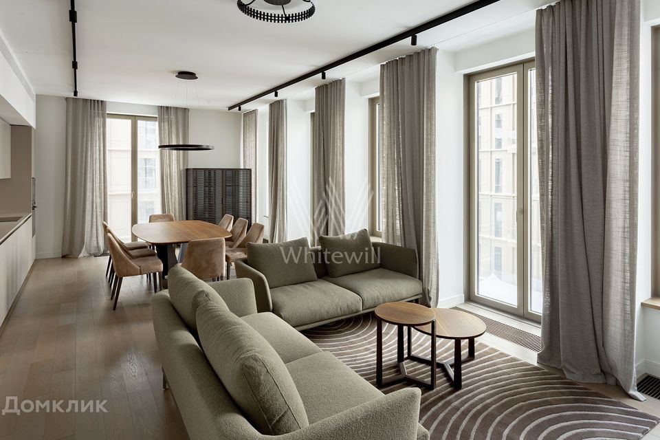 Сдаётся 4-комнатная квартира, 136 м²