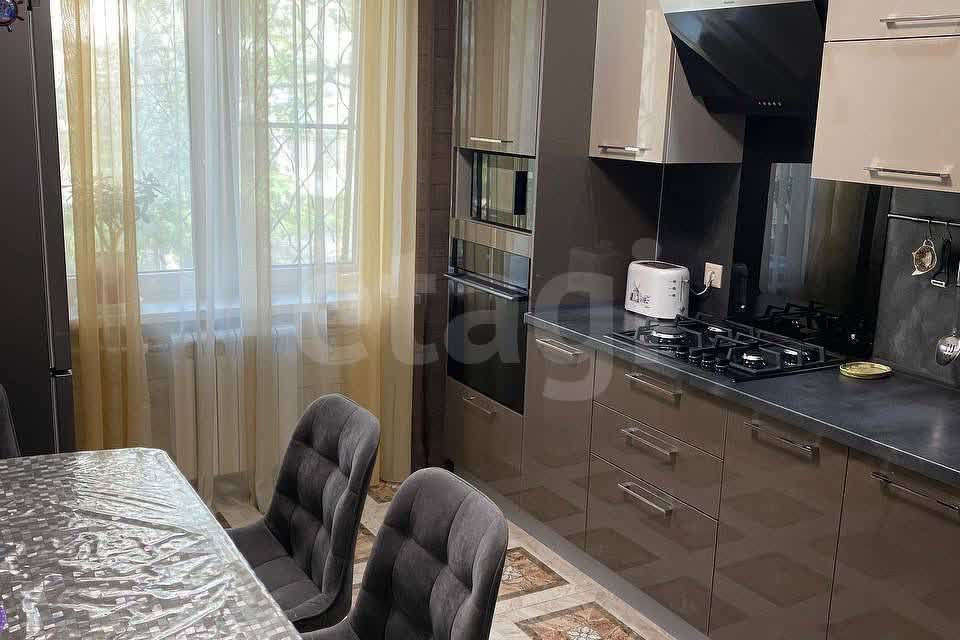 Продаётся 3-комнатная квартира, 67 м²