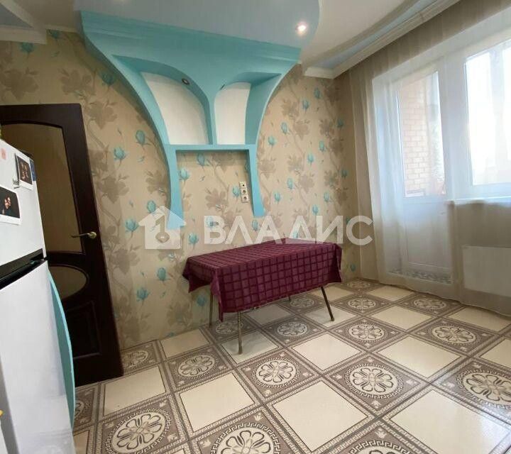 Продаётся 1-комнатная квартира, 43.4 м²