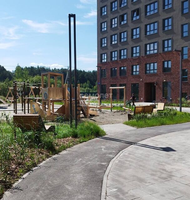 Продаётся 1-комнатная квартира, 42.8 м²