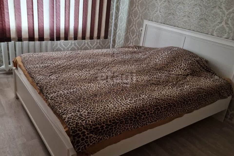 Продаётся 2-комнатная квартира, 56.8 м²