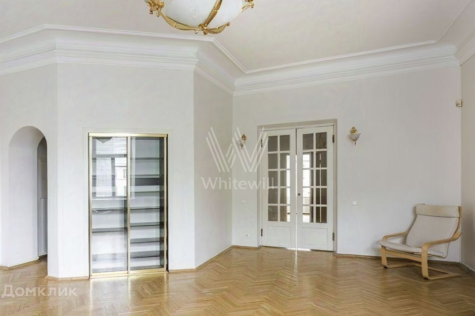 Сдаётся 5-комнатная квартира, 190 м²