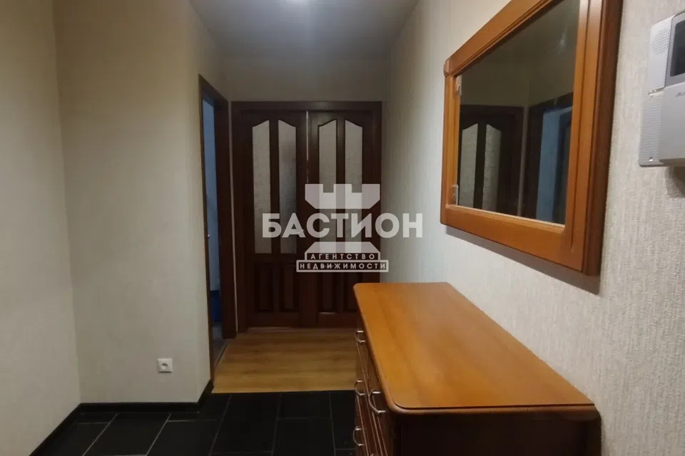 Продаётся 3-комнатная квартира, 60 м²