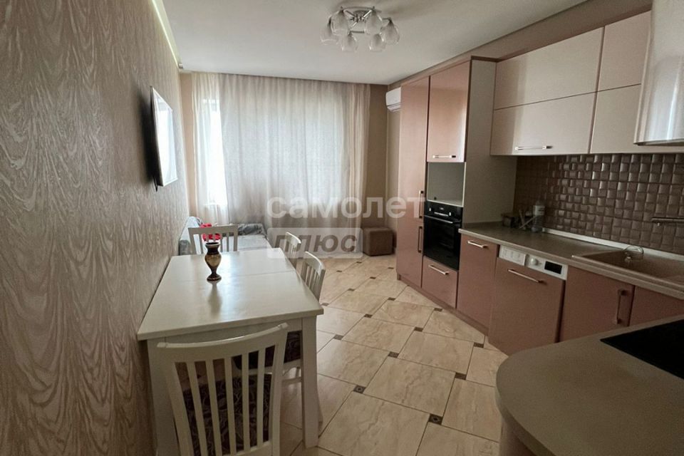 Продаётся 2-комнатная квартира, 67 м²