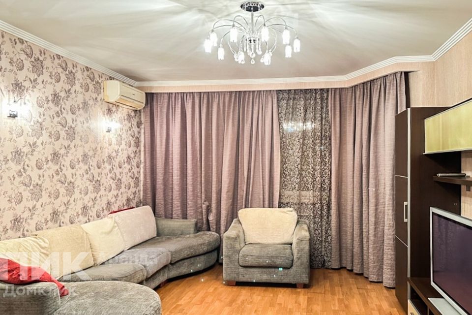 Сдаётся 1-комнатная квартира, 52.6 м²