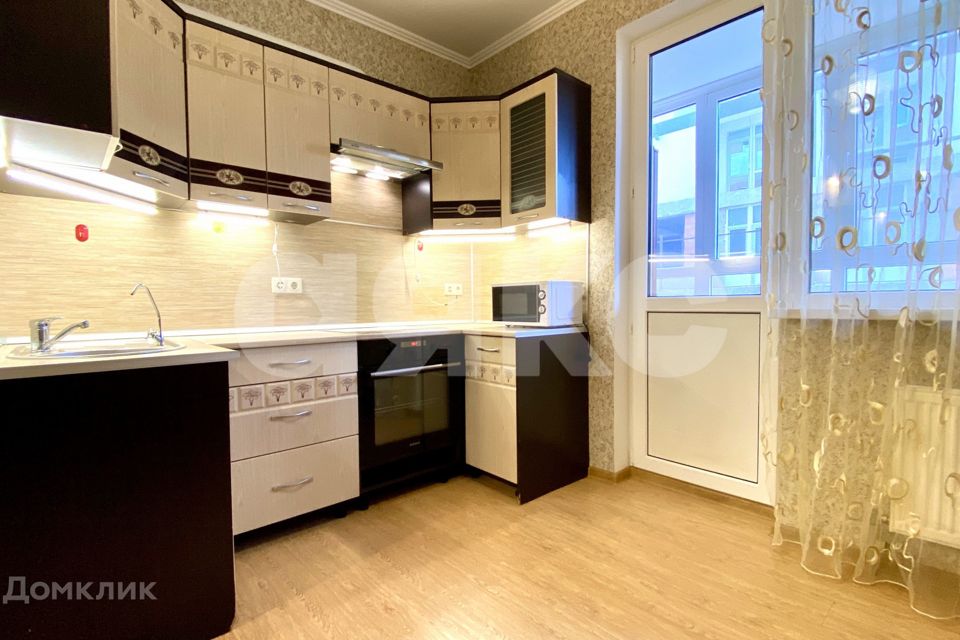 Продаётся 2-комнатная квартира, 64.2 м²