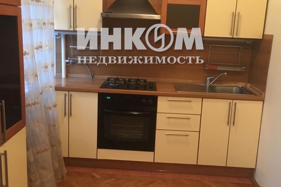 Сдаётся 2-комнатная квартира, 56 м²