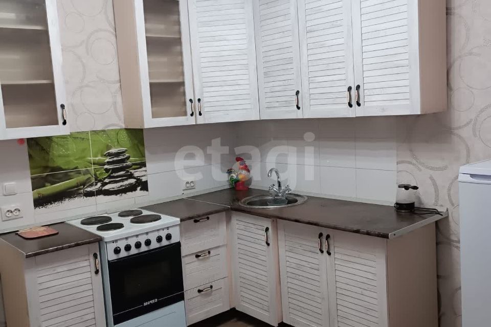 Сдаётся 1-комнатная квартира, 40 м²