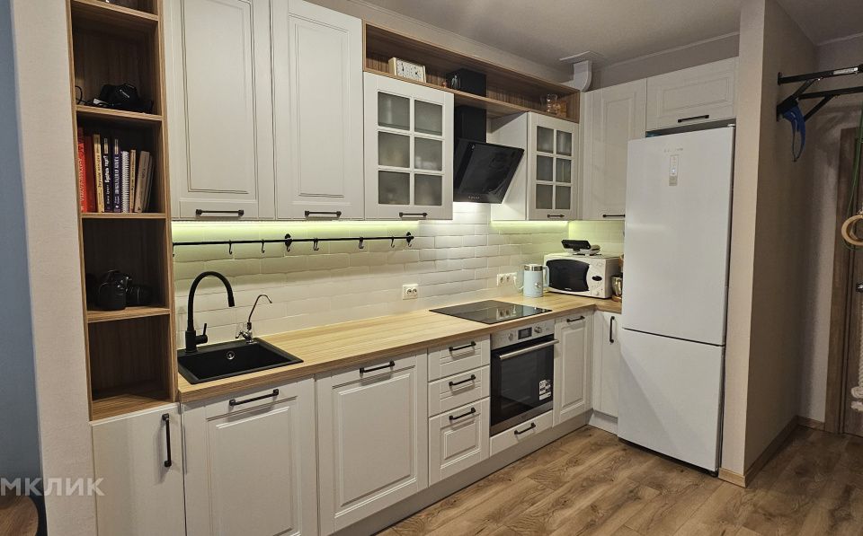 Продаётся 2-комнатная квартира, 55.7 м²