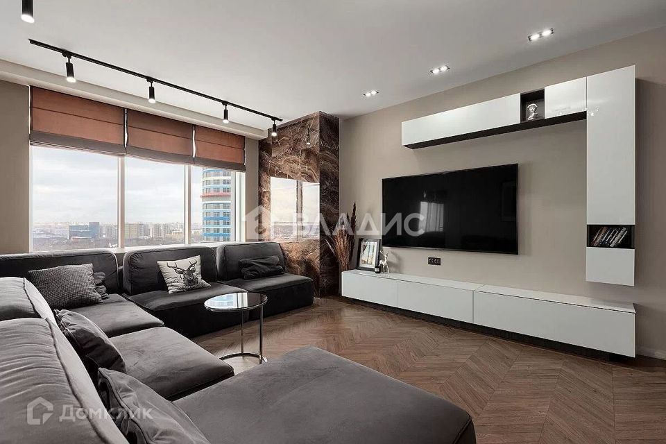 Продаётся 3-комнатная квартира, 97 м²