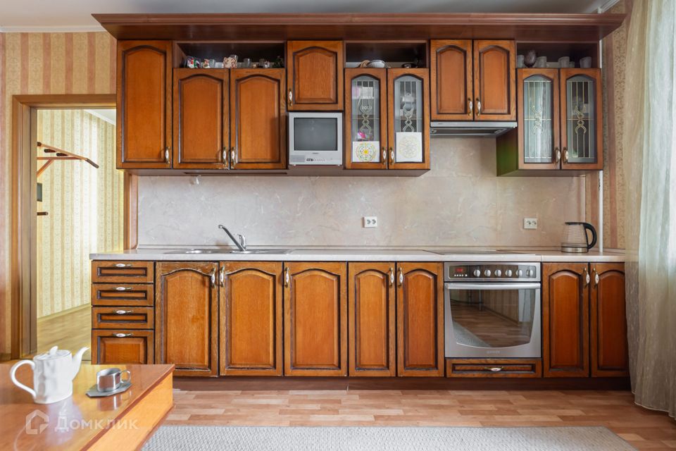 Продаётся 1-комнатная квартира, 53.9 м²