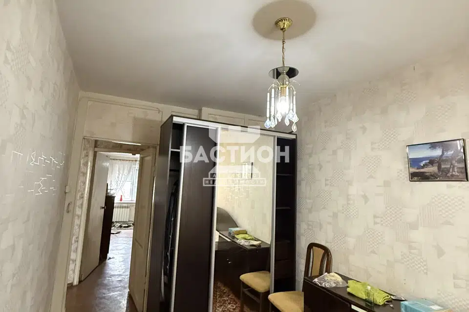 Продаётся 3-комнатная квартира, 59.5 м²