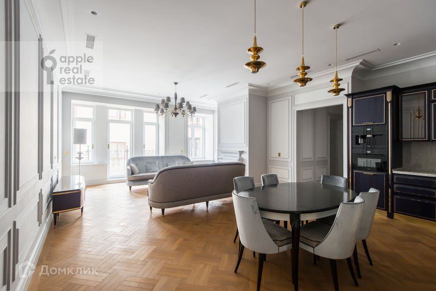 Сдаётся 4-комнатная квартира, 158 м²
